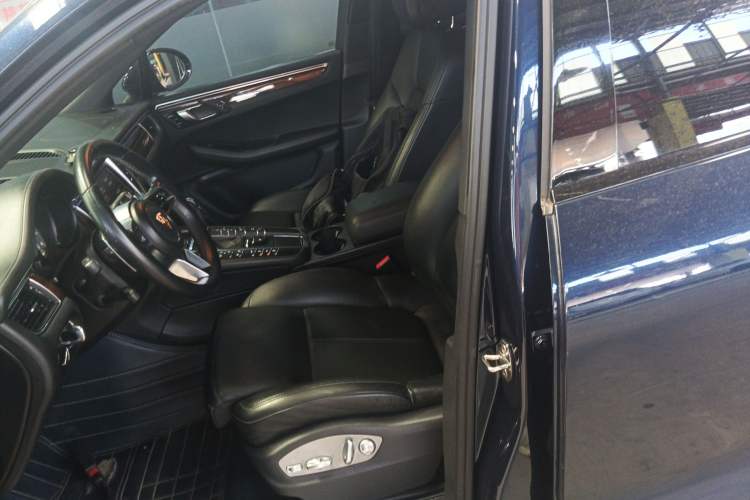 Used Porsche Macan 2014 Macan S 3.0T
