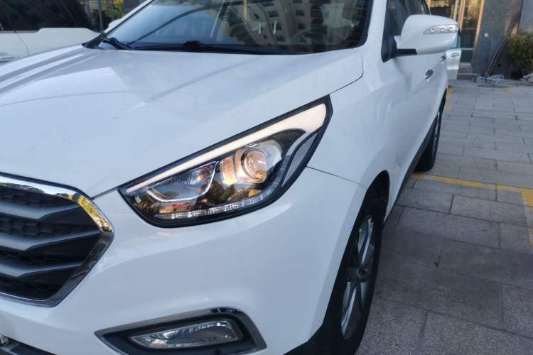 Used Hyundai ix35 2015 2.0L Automatic 2WD Smart Version China V Standard
