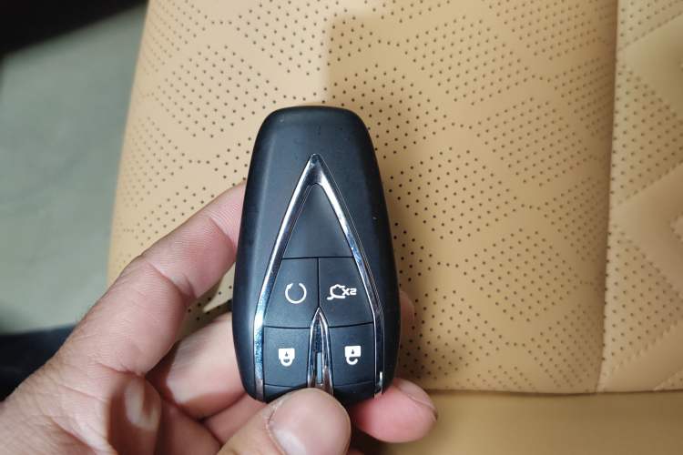 Used Changan UNI-K 2021 2.0T Prestige Edition
