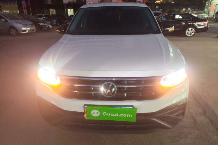 Used Volkswagen Tiguan L 2024 300TSI Automatic Two-Wheel Drive Smart Edition
