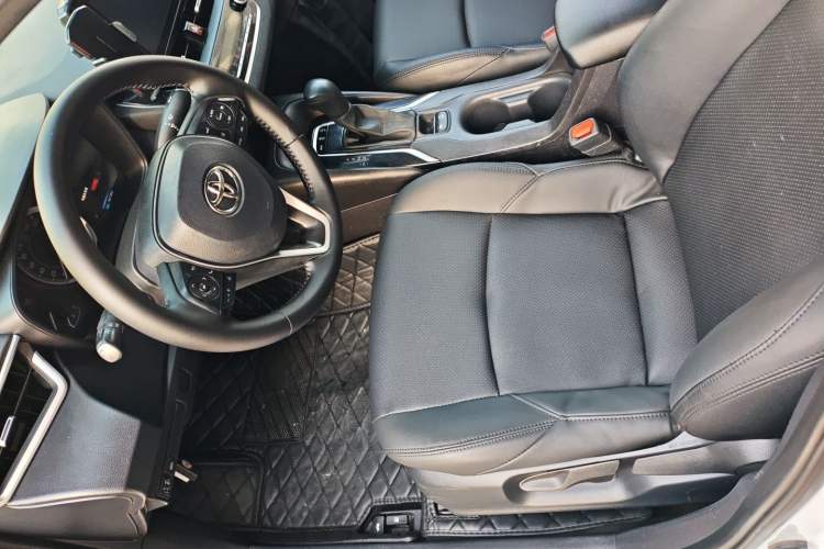 Used Toyota Levin 2021 185T CVT Luxury Edition
