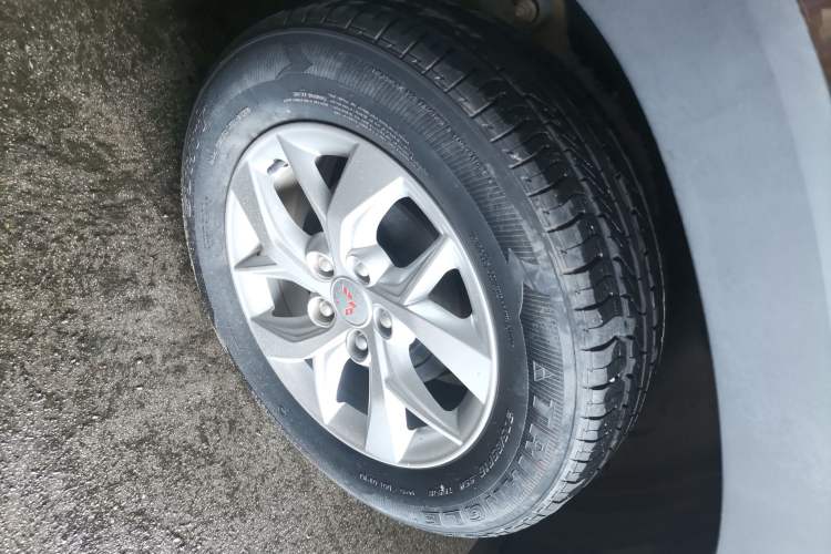 Used Wuling Hongguang S3 2019 1.5L Manual Standard Version China VI Standard
