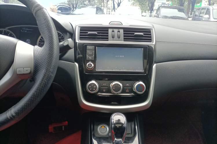 Used Nissan Tiida 2016 1.6L CVT Smart Drive Edition