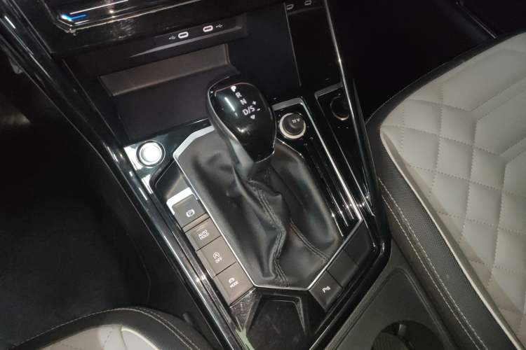 Used Volkswagen Tayron 2023 280TSI Two-Wheel-Drive Luxury Plus Advanced Version