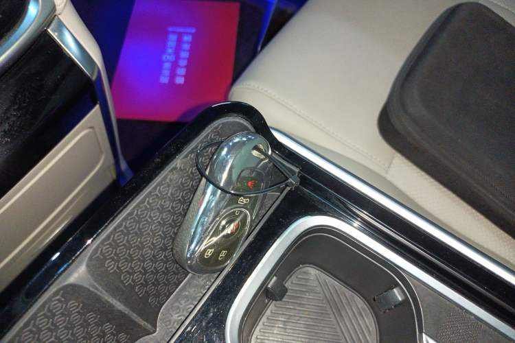 Used Buick GL8 2023 ES Lu Zun Comfort Model
