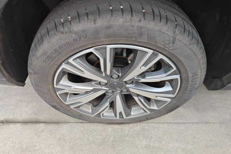 Used Geely Auto Jiajie 2023 Geely Jiaji L 1.5TD DCT Luxury Model
