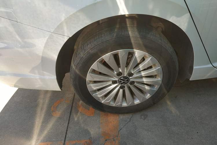 Used Volkswagen Lavida 2022 1.5L Automatic Comfort Edition
