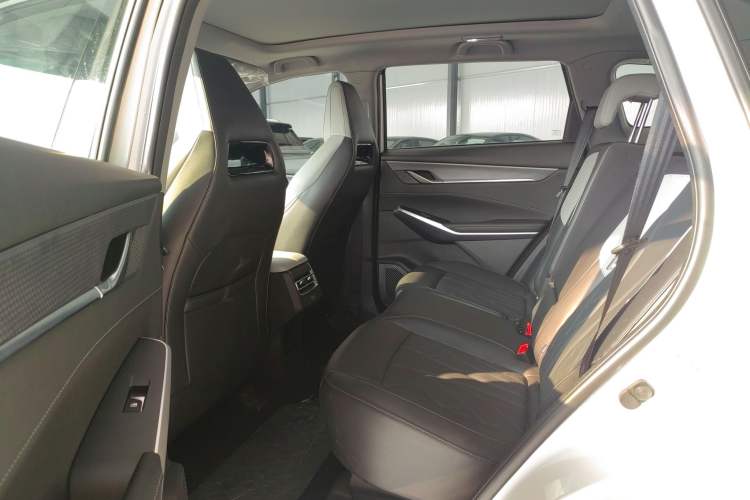 Used Changan CS75 PLUS 2024 3rd Generation Champion Edition 2.0T Intelligent Drive Performance Model