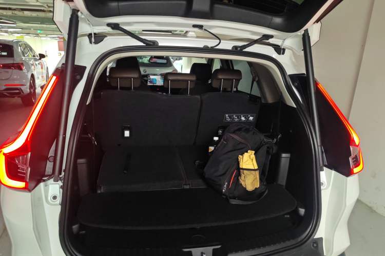 Used Honda CR-V 2023 240TURBO Two-Wheel Drive Deluxe Edition 7 Seats
