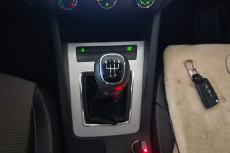 Used Skoda Octavia 2017 1.6L Manual Trend Edition