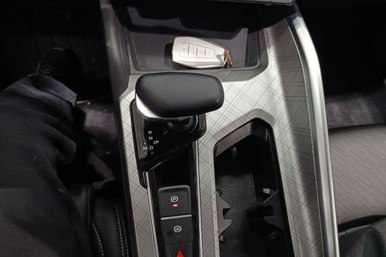 Used Geely Auto Preface 2023 2.0TD Luxury Version
