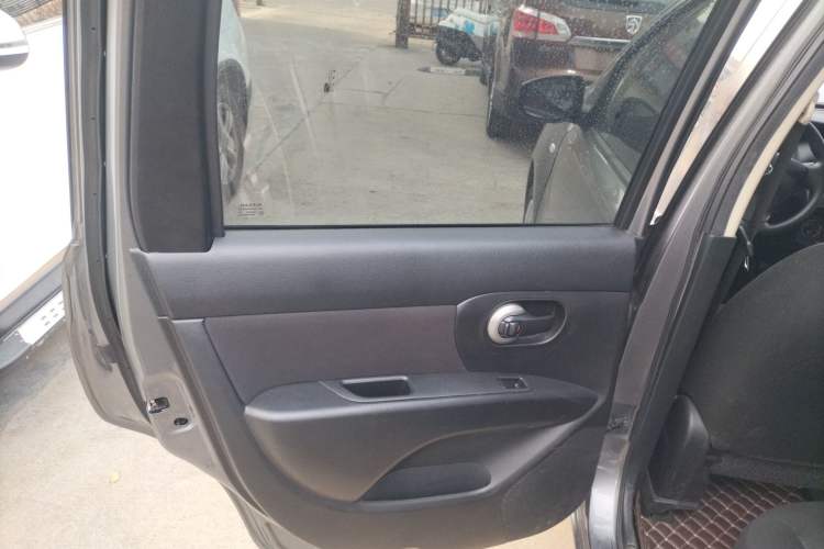 Used Nissan Livina 2015 1.6XE CVT Comfort Edition
