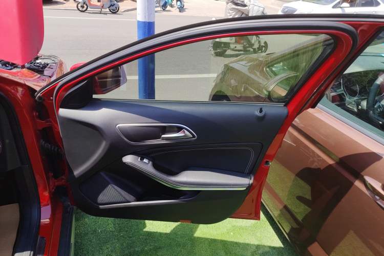 Used Mercedes-Benz GLA 2016 GLA 220 4MATIC Fashion Edition
