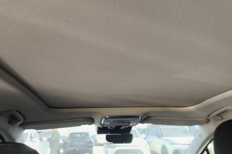 Used Hongqi H5 2023 2.0T Automatic Smart Connect Flagship Edition