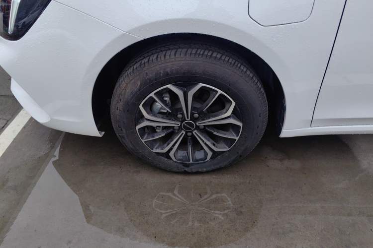 Used Roewe i6 MAX New Energy 2023 EV 420 Skyroof Special Edition