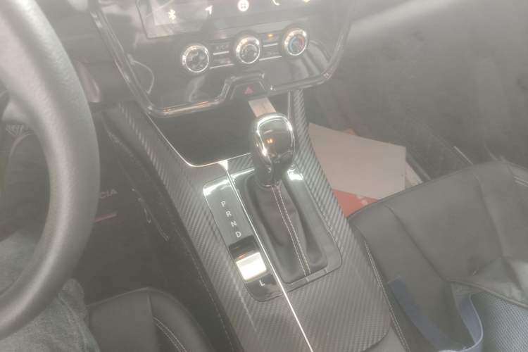 Used Venucia D60 2023 PLUS 1.6L XE CVT Trendy Edition