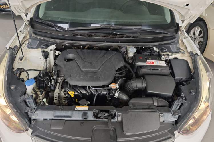 Used Hyundai Elantra 2016 1.6L Automatic Smart Version
