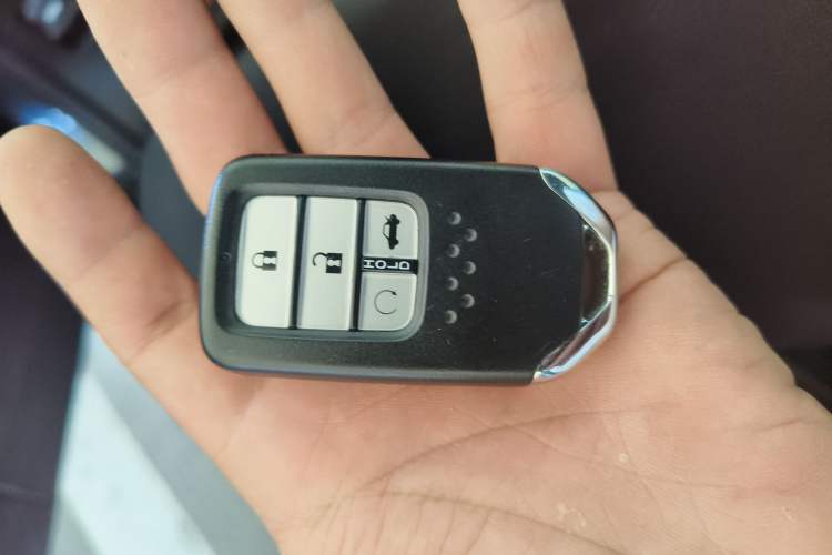 Used Honda Civic 2016 220TURBO CVT Luxury Edition
