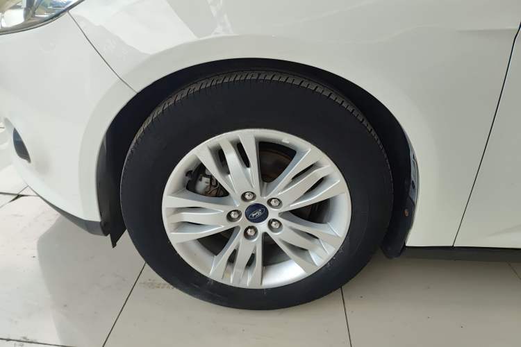 Used Ford Focus 2012 Sedan 1.6L Automatic Comfort Model