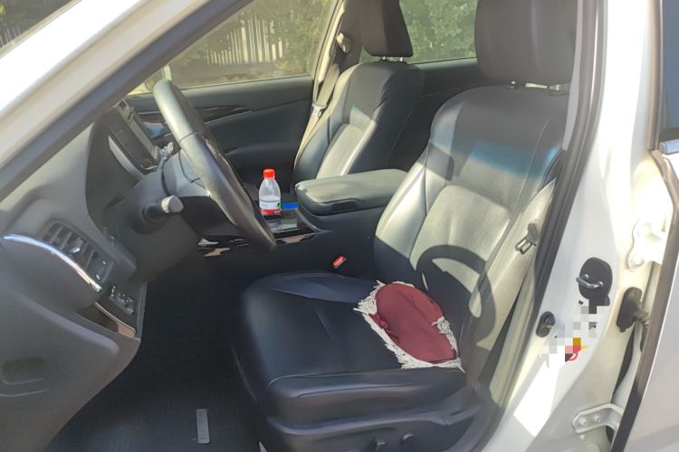 Used Toyota Crown 2015 2.0T Fashion Edition
