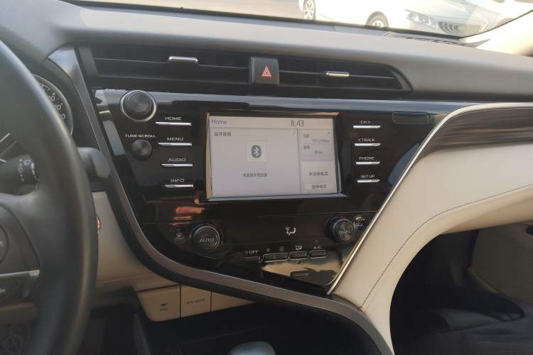 Used Toyota Camry 2018 2.0G Luxury Edition
