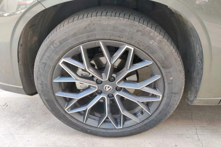 Used Changan UNI-Z New Energy 2024 Blue Whale Smart Electric iDD 125km Excellence Model
