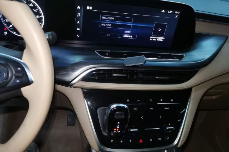 Used Buick GL8 2021 ES Land Cruiser 653T Luxury Edition
