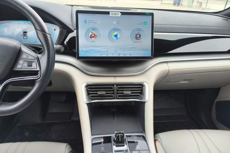 Used BYD Song PLUS New Energy 2023 Champion Edition DM-i 110KM Flagship Model
