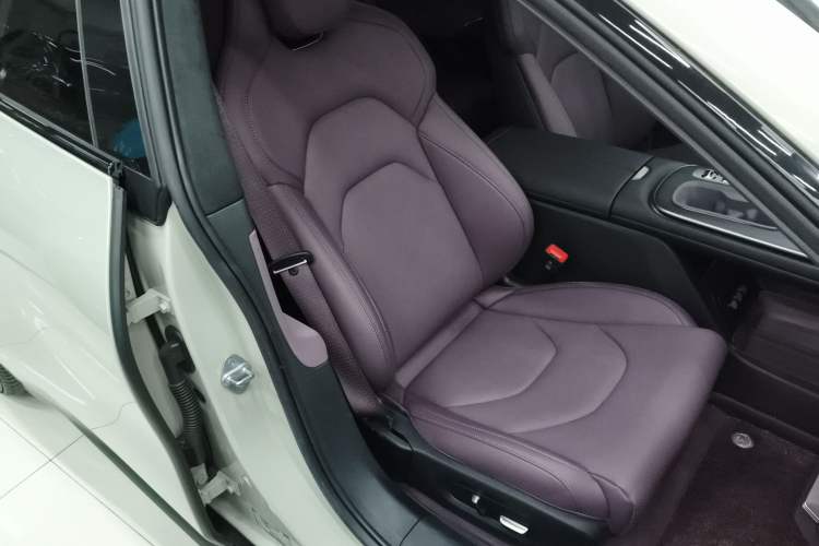 Used  SU7 2024 Four-Wheel Drive Ultra-Long Range Advanced Intelligent Driving Max Edition