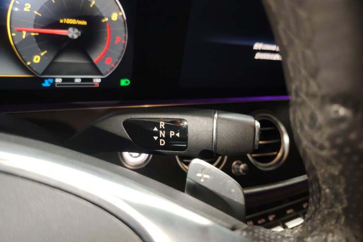 Used Mercedes-Benz E-Class 2017 E 200 L Sport 4MATIC
