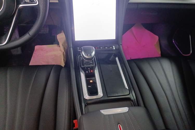 Used Hongqi H5 2024 1.5T DCT Smart Connect Flagship Edition
