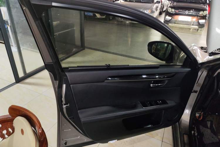 Used Lexus ES 2015 200 Elite Edition