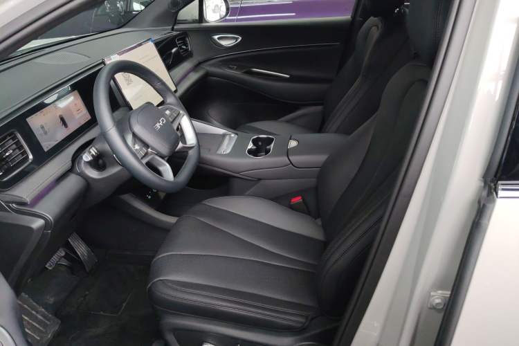 Used BYD Sealion 06 New Energy 2025 Model EV 605 Navigation Pro Edition
