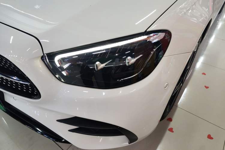 Used Mercedes-Benz E-Class 2021 Restyled E 260 Luxury Sports Edition
