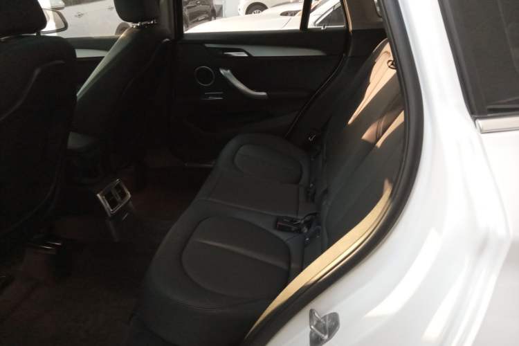 Used BMW X1 2019 sDrive20Li Leading Model
