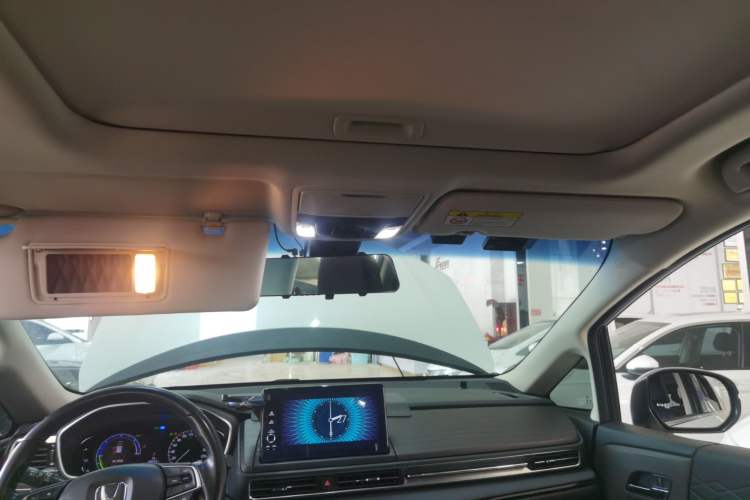 Used Honda Elysion 2022 2.0L eHEV Luxury Edition
