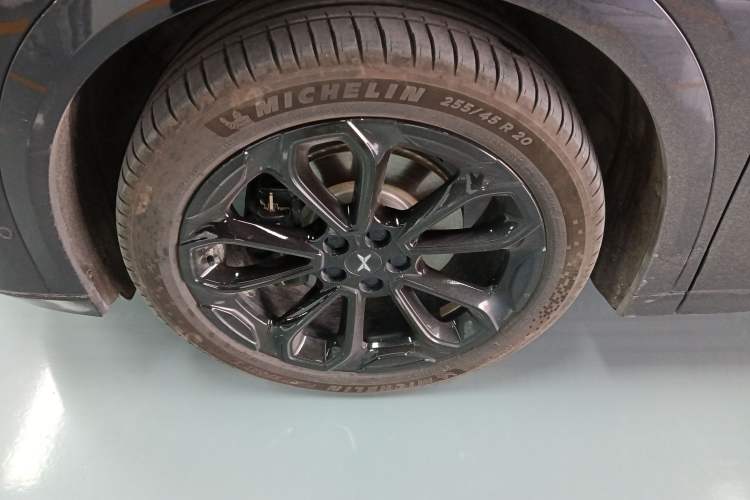 Used XPeng G6 2025 725 Ultra-Long Range Max Flagship Edition
