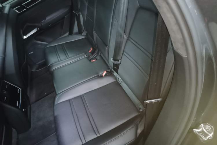 Used Porsche Cayenne 2018 Cayenne Turbo 4.0T
