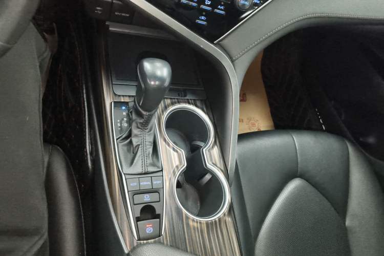 Used Toyota Camry 2019 Revised Version 2.5G Luxury Edition
