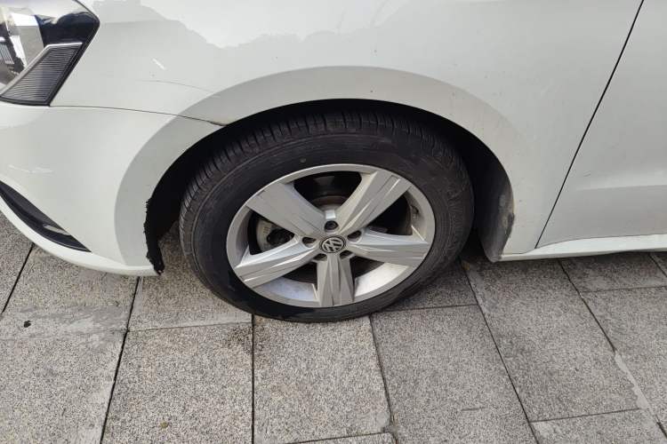 Used Volkswagen Lavida 2017 1.6L Automatic Fashion Edition
