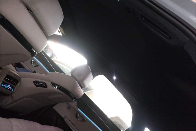 Used BYD Han 2025 EV with 701 km of Laser Radar-Enabled Intelligent Driving
