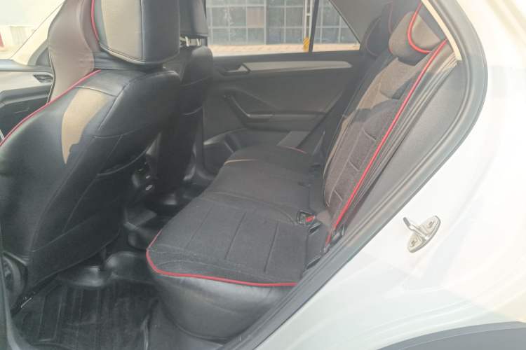 Used Volkswagen T-ROC 2021 Revised Version 280TSI DSG Two-Wheel Drive Elite Connect Edition
