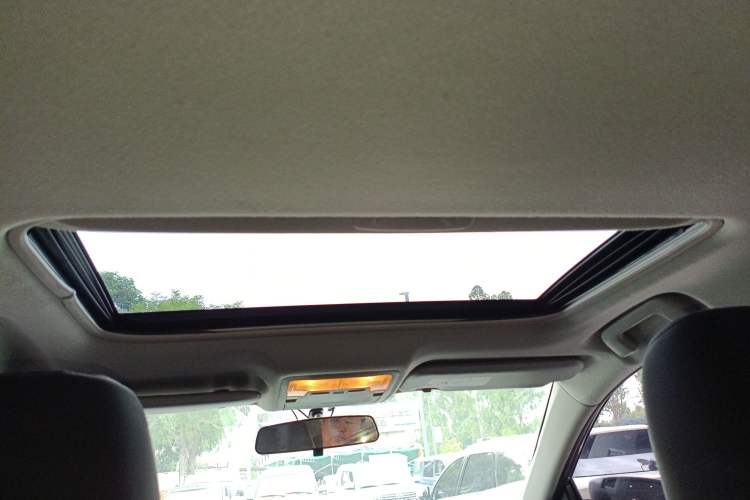 Used Toyota Corolla 2017 Revised Version 1.2T S-CVT GL-i
