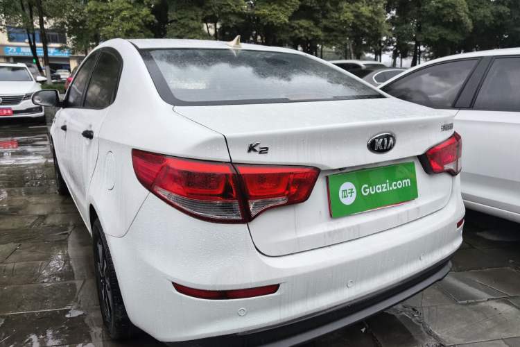 Used Kia K2 2015 Sedan 1.4L Automatic GLS
