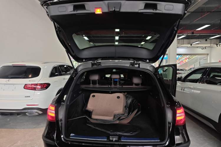 Used Mercedes-Benz GLC 2018 Facelift GLC 200 4MATIC
