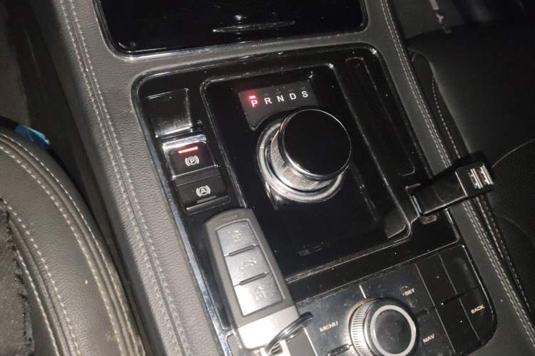 Used Zotye T600 2016 Sport Edition 2.0T DCT Luxury Model
