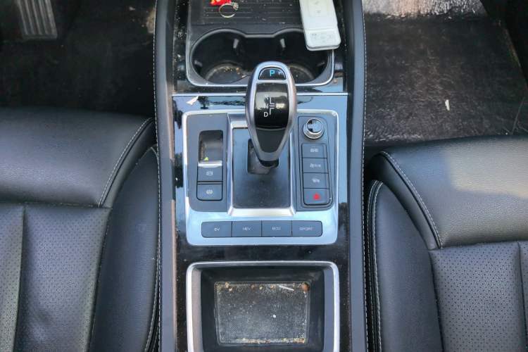 Used BYD Song MAX New Energy 2019 DM 1.5T Smart Connect Zhiyao Model 7 Seats China V Emission Standard