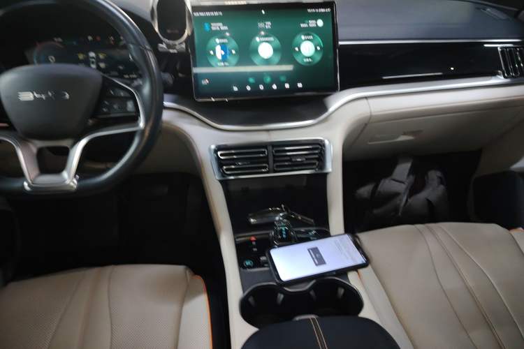 Used BYD Song PLUS New Energy 2023 Champion Edition DM-i 110KM Flagship PLUS