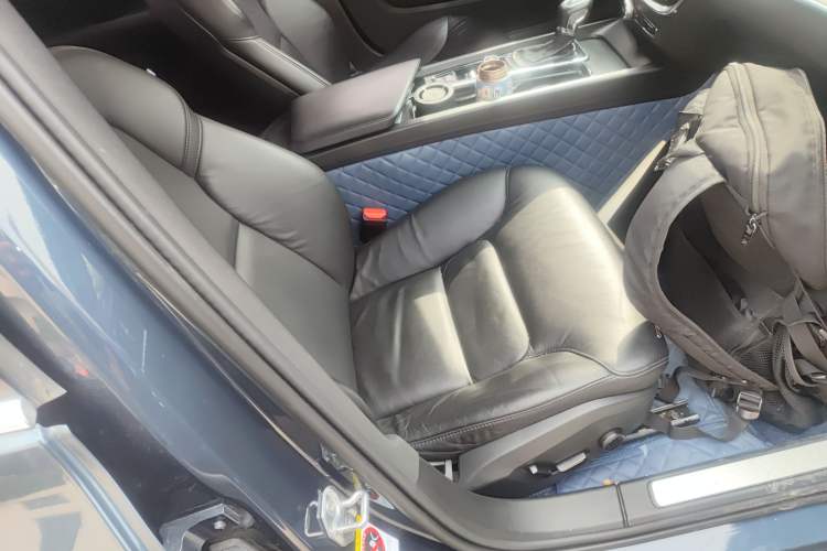 Used Volvo S60 2020 T4 Zhiyi Luxury Edition
