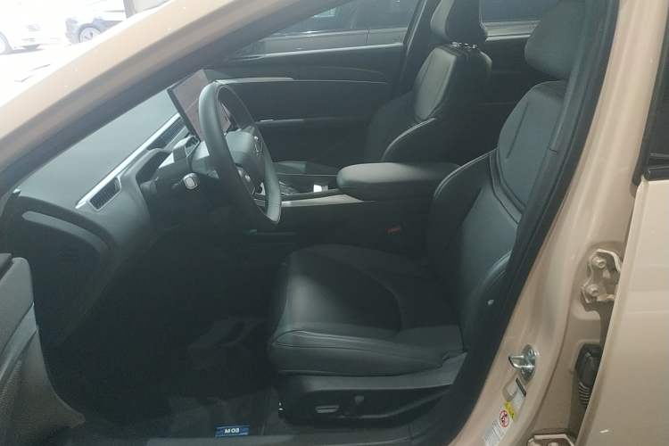 Used XPeng MONA M03 2024 620 with Ultra-Long Range
